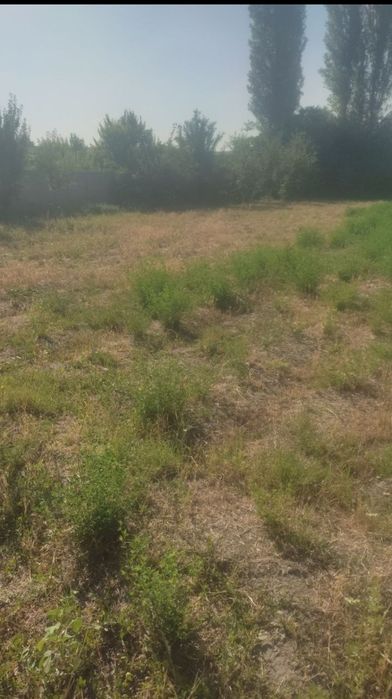 Срочно  продаётся земля участок под строительство дома