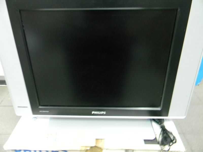 TV PHILIPS 20" HD - diagonala 50cm