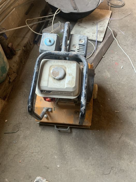 Вибротрамбовка для стройтельства