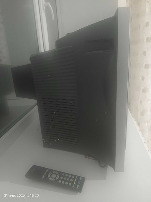 Отдам телевизор LG бу старого образца