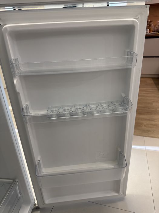 Холодильник Midea