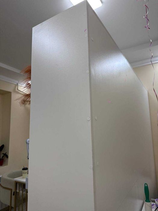 Шкаф для салона красоты