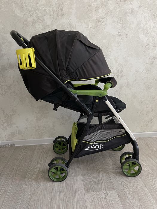 Коляска в хорошем состоянии