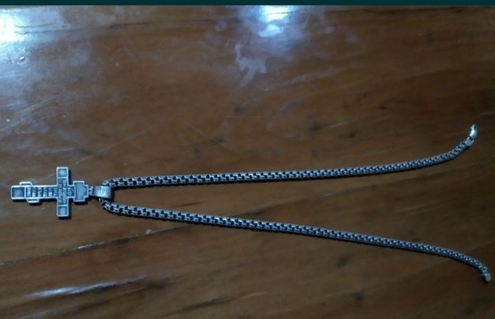 Крест с цепочкой