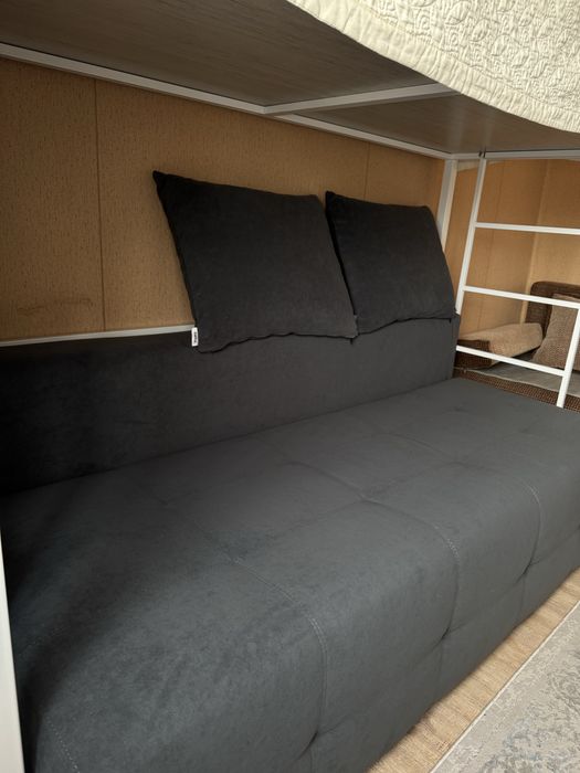 Двуяростная кровать чердак