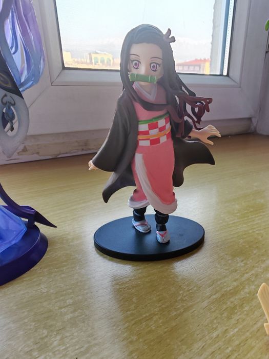 Продам аниме фигурки