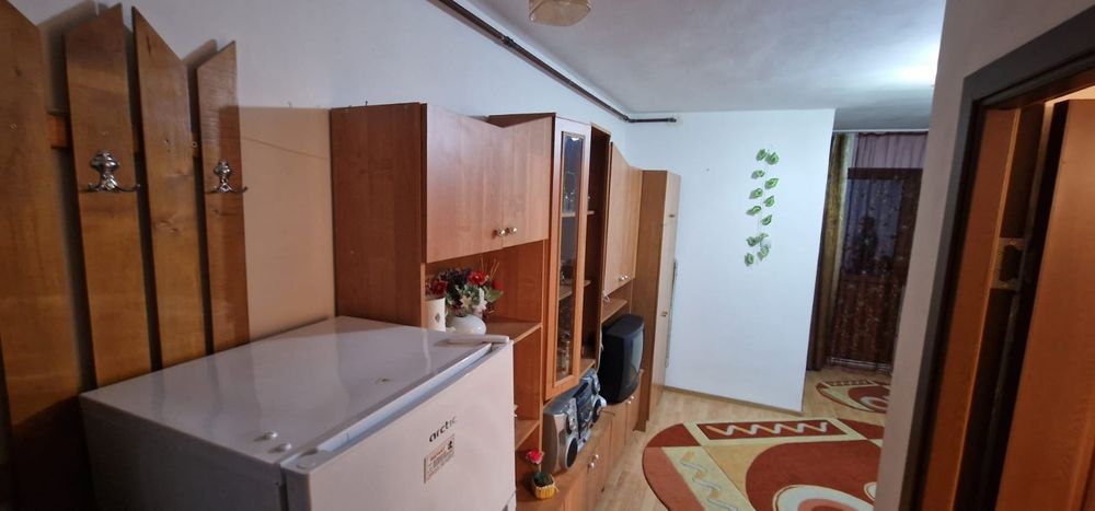 Garsonieră de închiriat în zona Dacia.