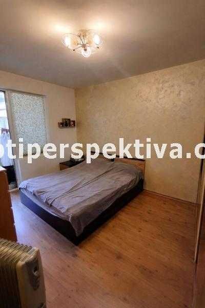 Продава се Двустаен апартамент в Пловдив, Кючук Париж - 64 кв.м за 1012 €/кв.м - Снимка #2