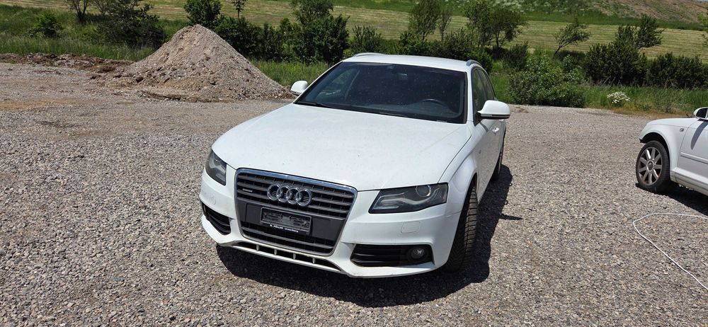 Audi a4 b8 2.0tdi 2010година, 143hp SLine 4x4, xenon Bang&Olufsen