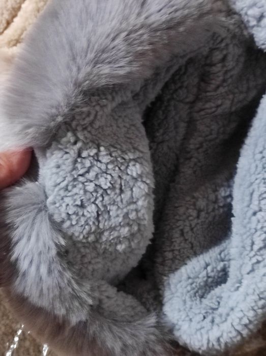 Caciuli dama cu blăniță naturala