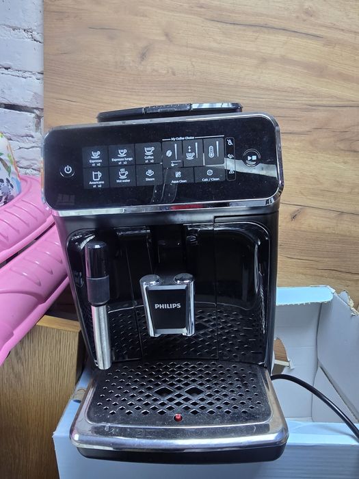 Кафе автомат Phillips EP3221/40