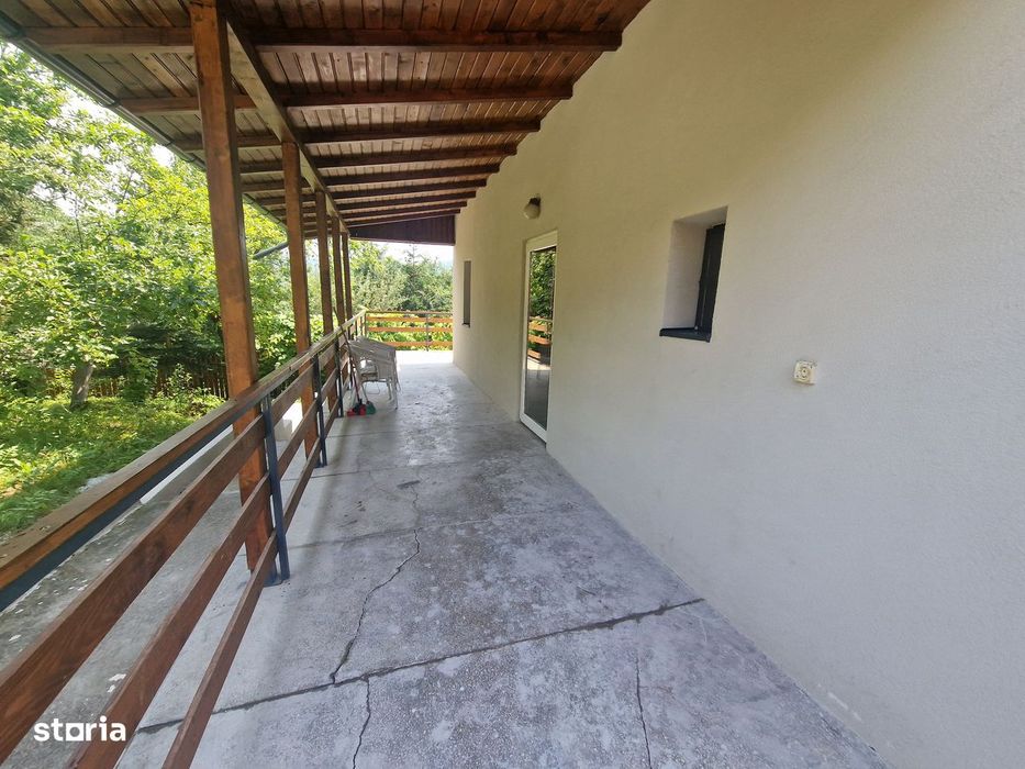 Casa Comarnic cartier ghiosesti +teren 700 mp