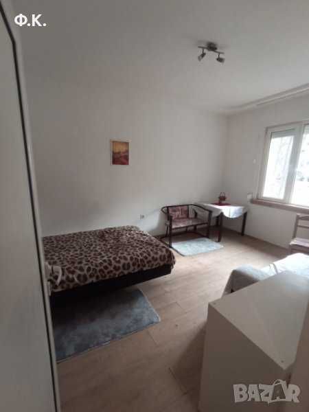 Дава се под наем Тристаен апартамент в София, Лозенец - 63 кв.м за 612 € - Снимка #2