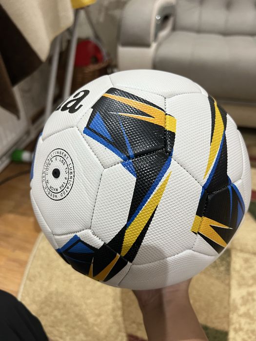 Футбольный мяч Joma в отличном состоянии
