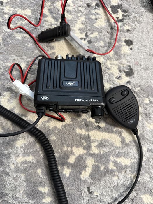 Pachet Statie radio CB PNI Escort HP 6500 ASQ + Antena CB PNI S75