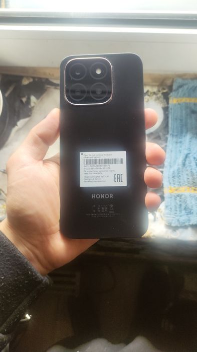 HIONOR  X 6 c 128 tali