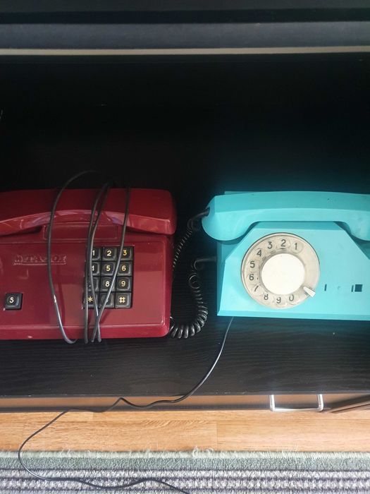 Телефон кнопочный советский