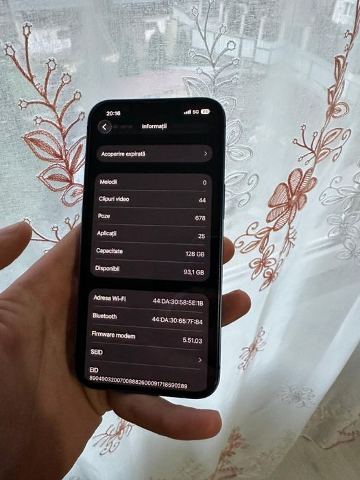 Vând Schimb iPhone 13 Blue 128 GB stare foarte bună
