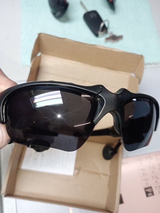 Ochelari ciclism ,polarizați cu conexiune bluetoth și căști i