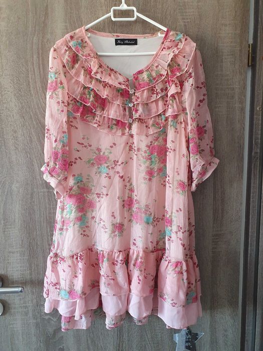 Rochie roz scurta si eleganta, marimea XS-S