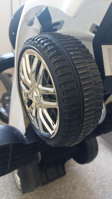 Детска кола Mercedes GLE 63