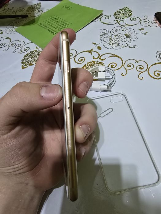 Айфон 8 iPhone 8 в отличном состоянии