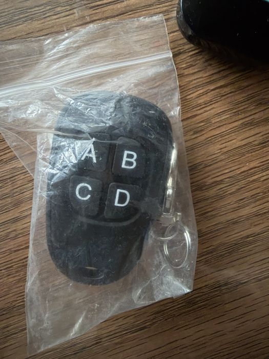 Дистанционни за гаражни врати