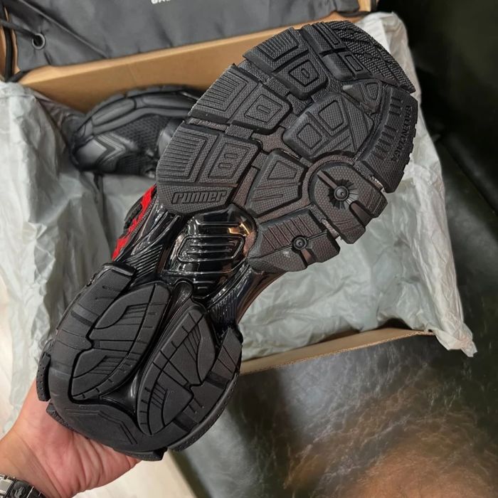 Balenciaga Runner Graffiti "Black/Red" | РАЗМЕРИ: 35 до 46