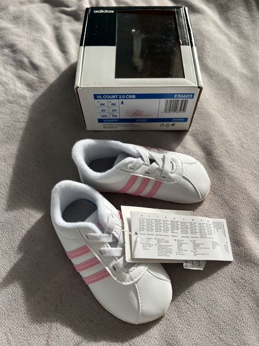 Чисто нови детски маратонки Adidas 20 номер