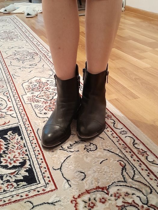 Продам сапоги  осень весна