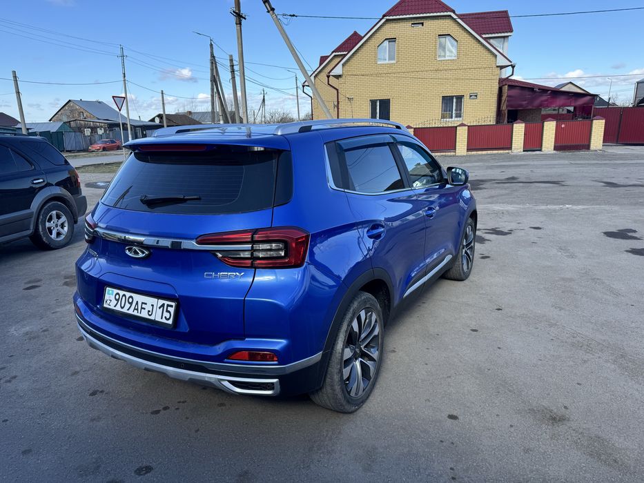 Продам машину тиго 4