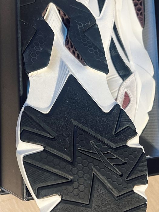 Маратонки Reebok Hexalite Legacy 39