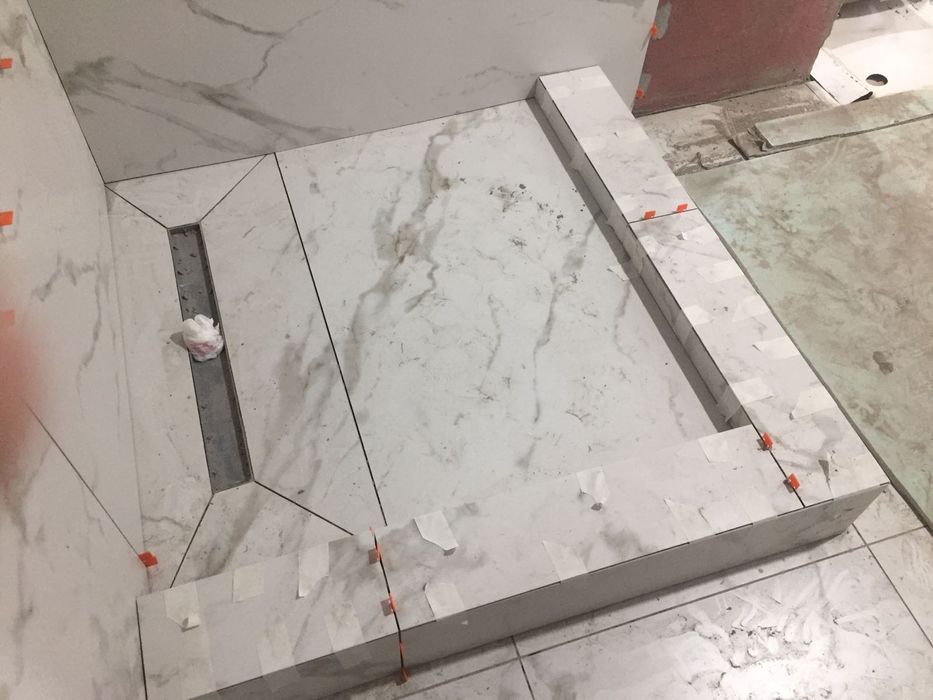 Кафельщик ,укладка кафеля