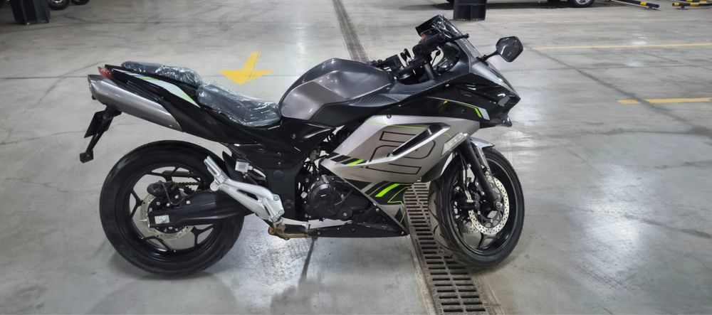 мотоцикл 250 куб новый