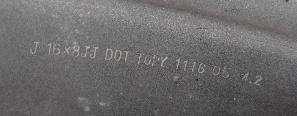 4 диска колесных оригинал на крузак 105