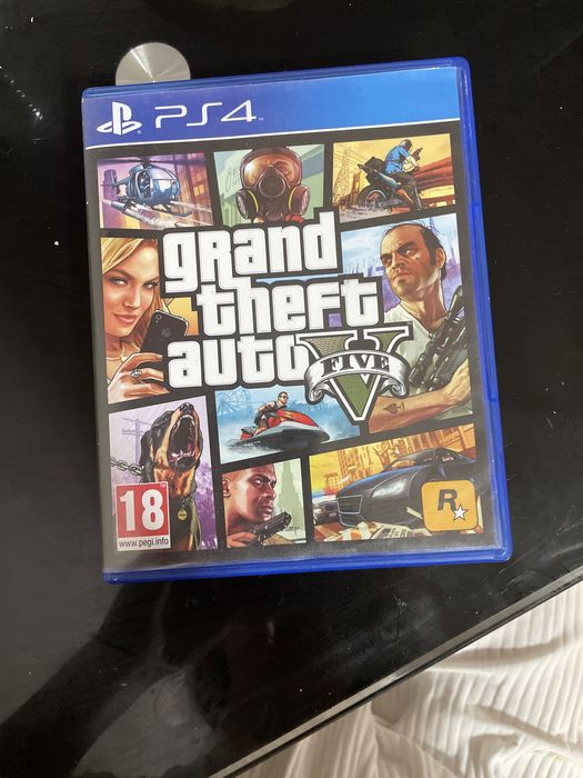 Продавам GTA5 за плейстешън 4