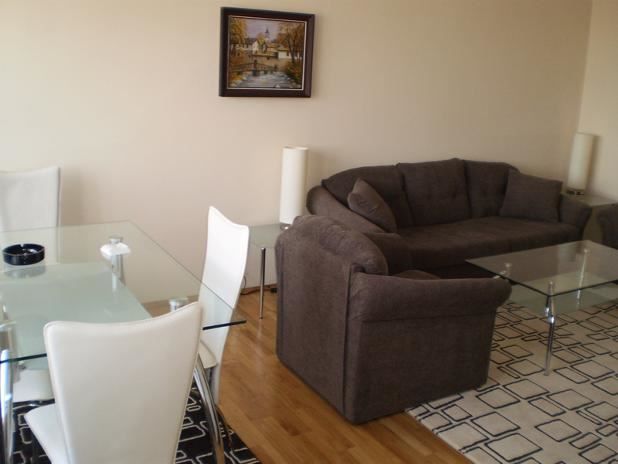 Дава се под наем Двустаен апартамент в София, Дружба 1 - 58 кв.м за 500 € - Снимка #1