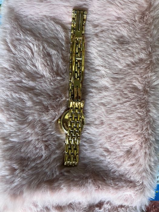 Дамски часовници RAYMOND WEIL / GUCCI / TISSOT