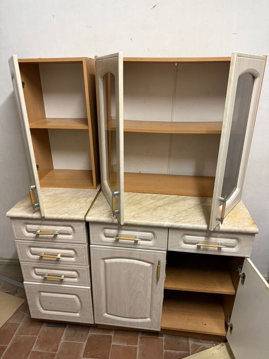 Кухонный гарнитур