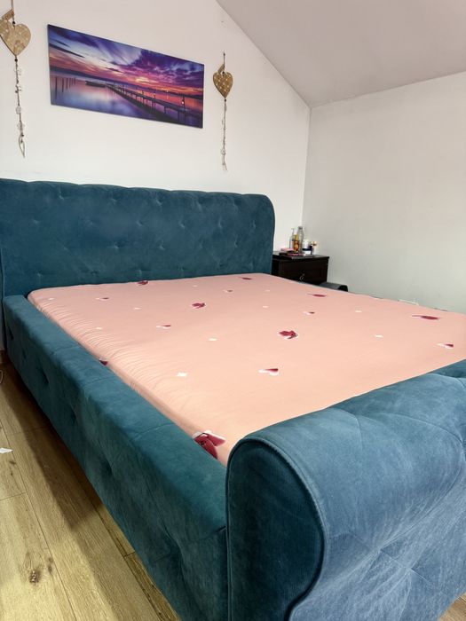 Pat tapițat premium + saltea inclusă - stare foarte bună - Constanța