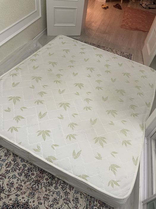 Продаю б/у матрас