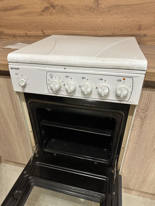 Газовая плита indesit