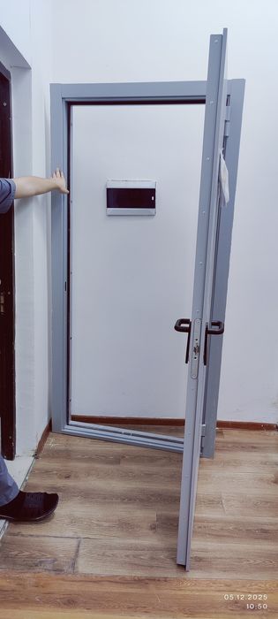 Eshik sotiladi  xolati ajoyib