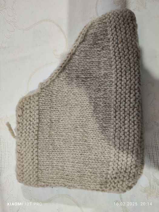 Ръчно плетени вълнени терлици