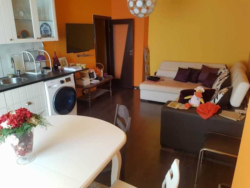 Дава се под наем Двустаен апартамент в София, Банишора - 47 кв.м за 423.81 € - Снимка #3