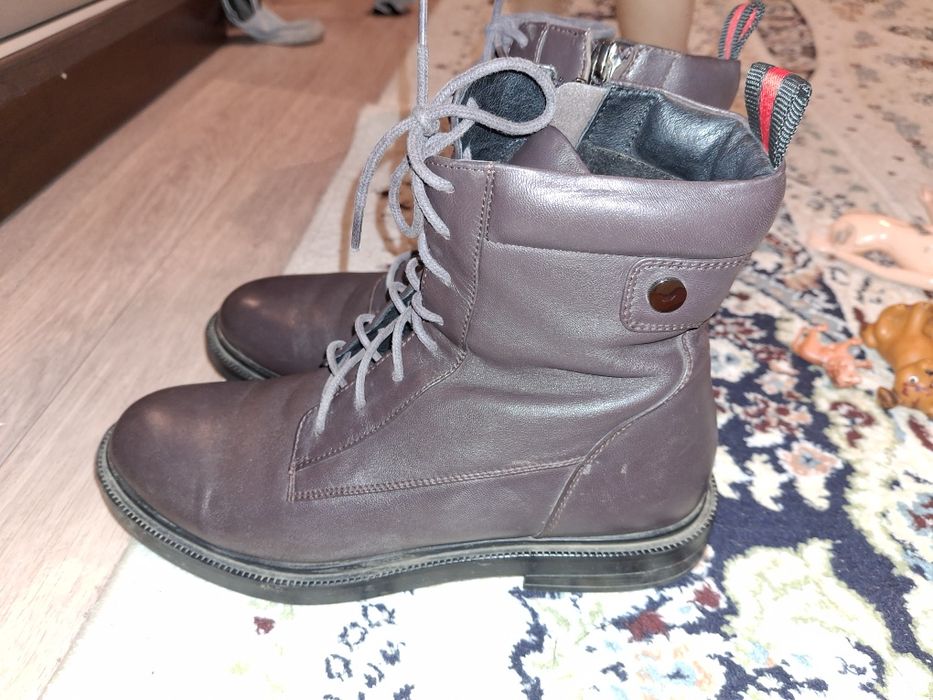 Отдам сапоги бесплатно