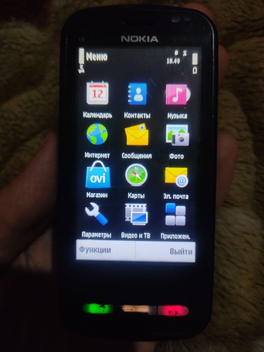 NOKIA C6,"Слайдер"