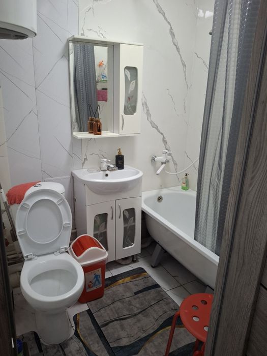 Посуточно,в центре.Город Сатпаев