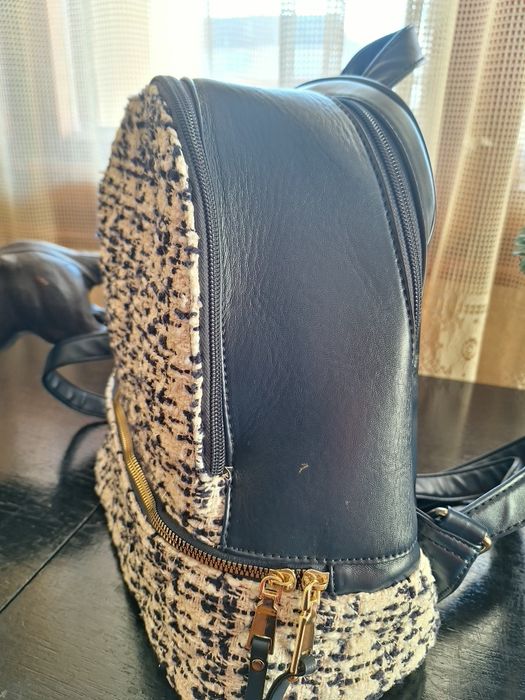 Дамска    раница