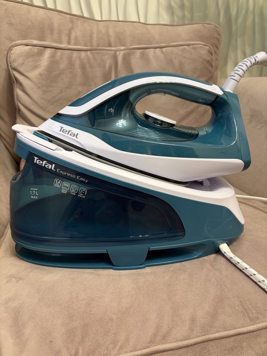 Stație de călcat Tefal Express Essential SV6131E0 – 2200W, 5.8 bari, nouă